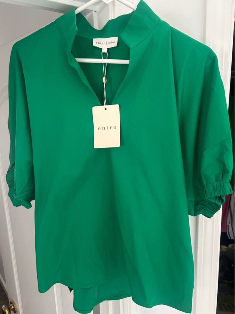 Entro Emerald Green Split-Neck Blouse